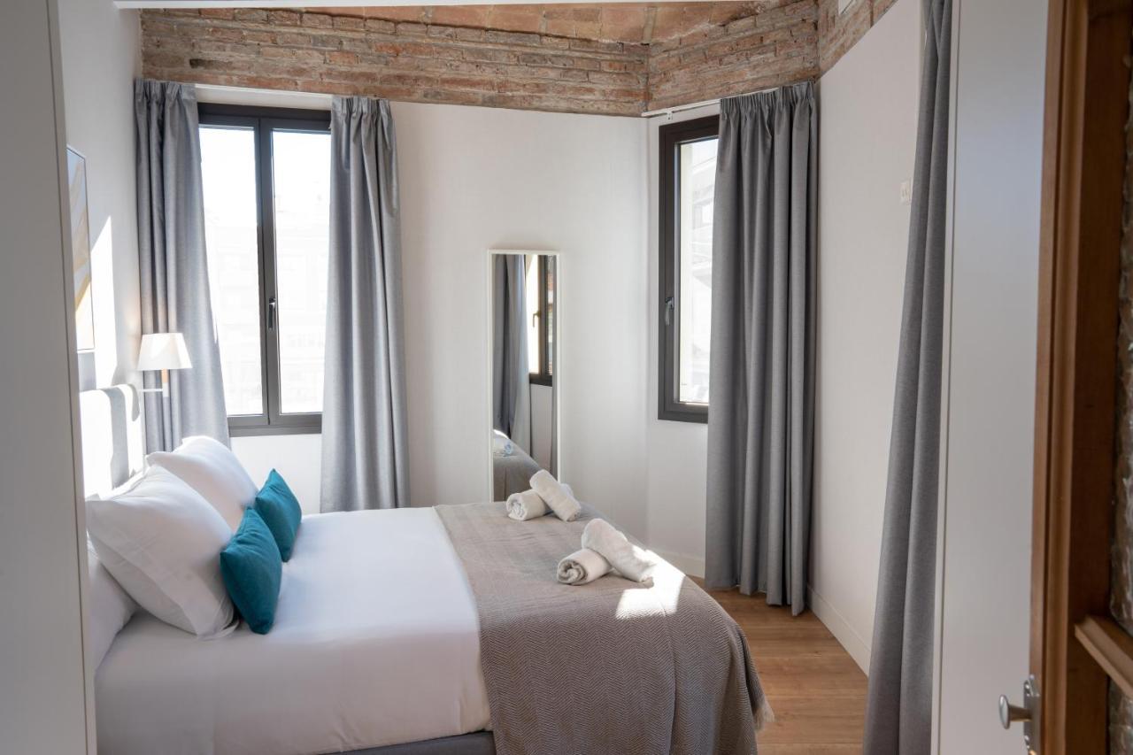 Feelathome Stadium Apartments L'Hospitalet de Llobregat Exterior photo