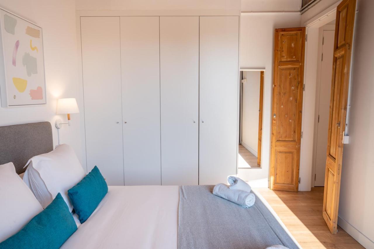 Feelathome Stadium Apartments L'Hospitalet de Llobregat Exterior photo