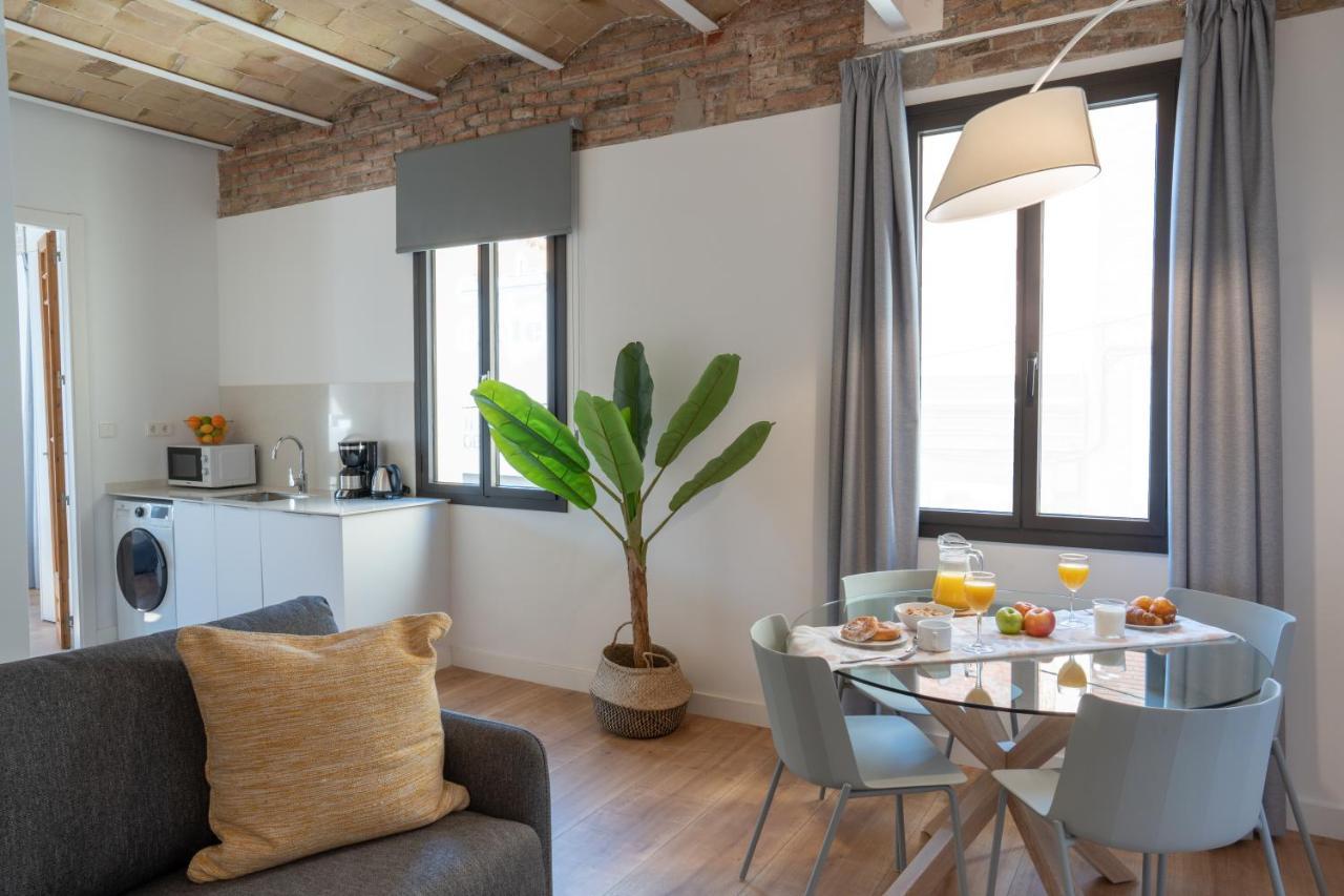Feelathome Stadium Apartments L'Hospitalet de Llobregat Exterior photo