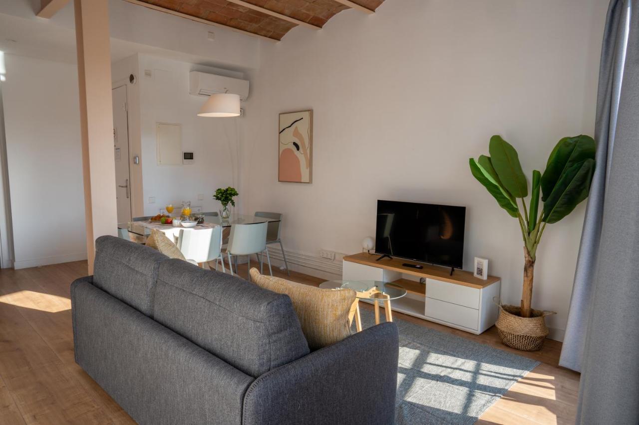 Feelathome Stadium Apartments L'Hospitalet de Llobregat Exterior photo