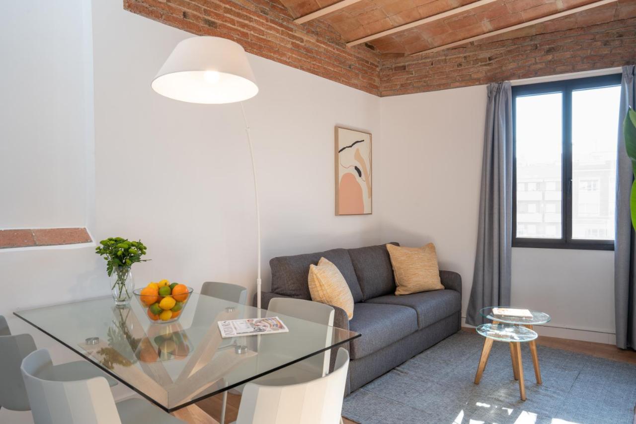 Feelathome Stadium Apartments L'Hospitalet de Llobregat Exterior photo